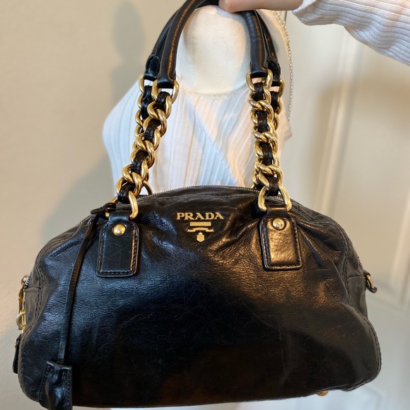 Rock this amazing leather bag - Picture 9 of 16